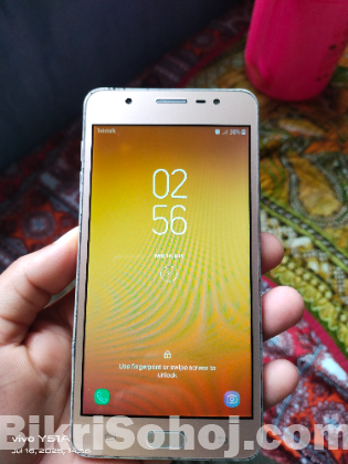 Samsung J7 Max